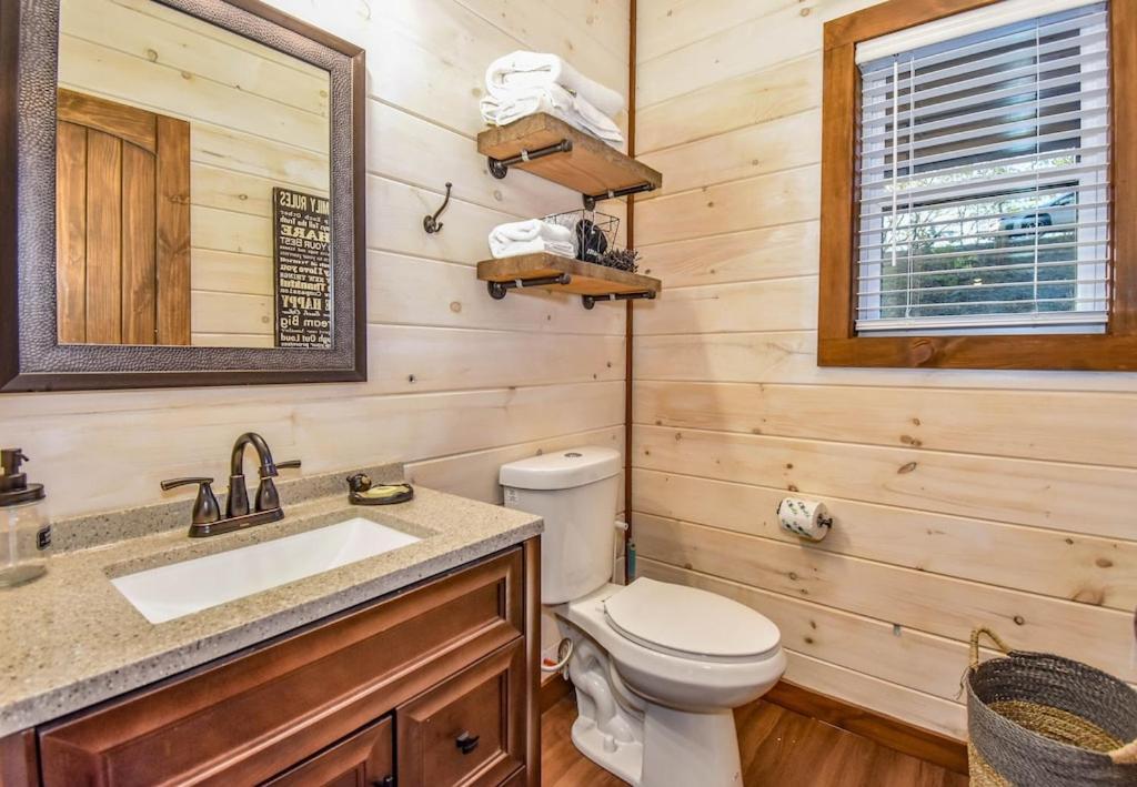 سيفيرفيل Nordic Mountain Modern Lodge - Family Friendly Luxury Cabin In Walden'S Ridge المظهر الخارجي الصورة