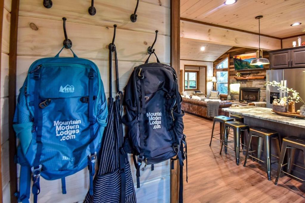سيفيرفيل Nordic Mountain Modern Lodge - Family Friendly Luxury Cabin In Walden'S Ridge المظهر الخارجي الصورة