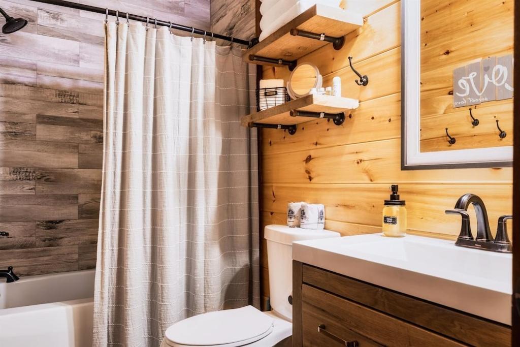 سيفيرفيل Nordic Mountain Modern Lodge - Family Friendly Luxury Cabin In Walden'S Ridge المظهر الخارجي الصورة